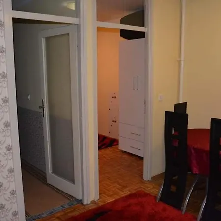 Apartman Oaza - شقة *